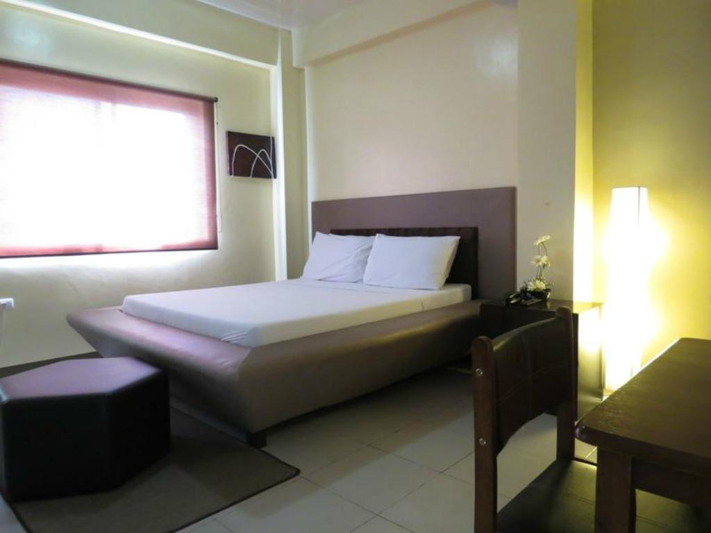 Hotel Cara Lipa City Exterior foto